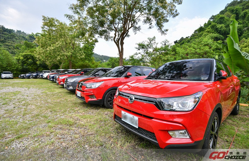 號召超過40輛SsangYong TIVOLI車主偕同全家大小齊聚一堂，共度美好周末假期
