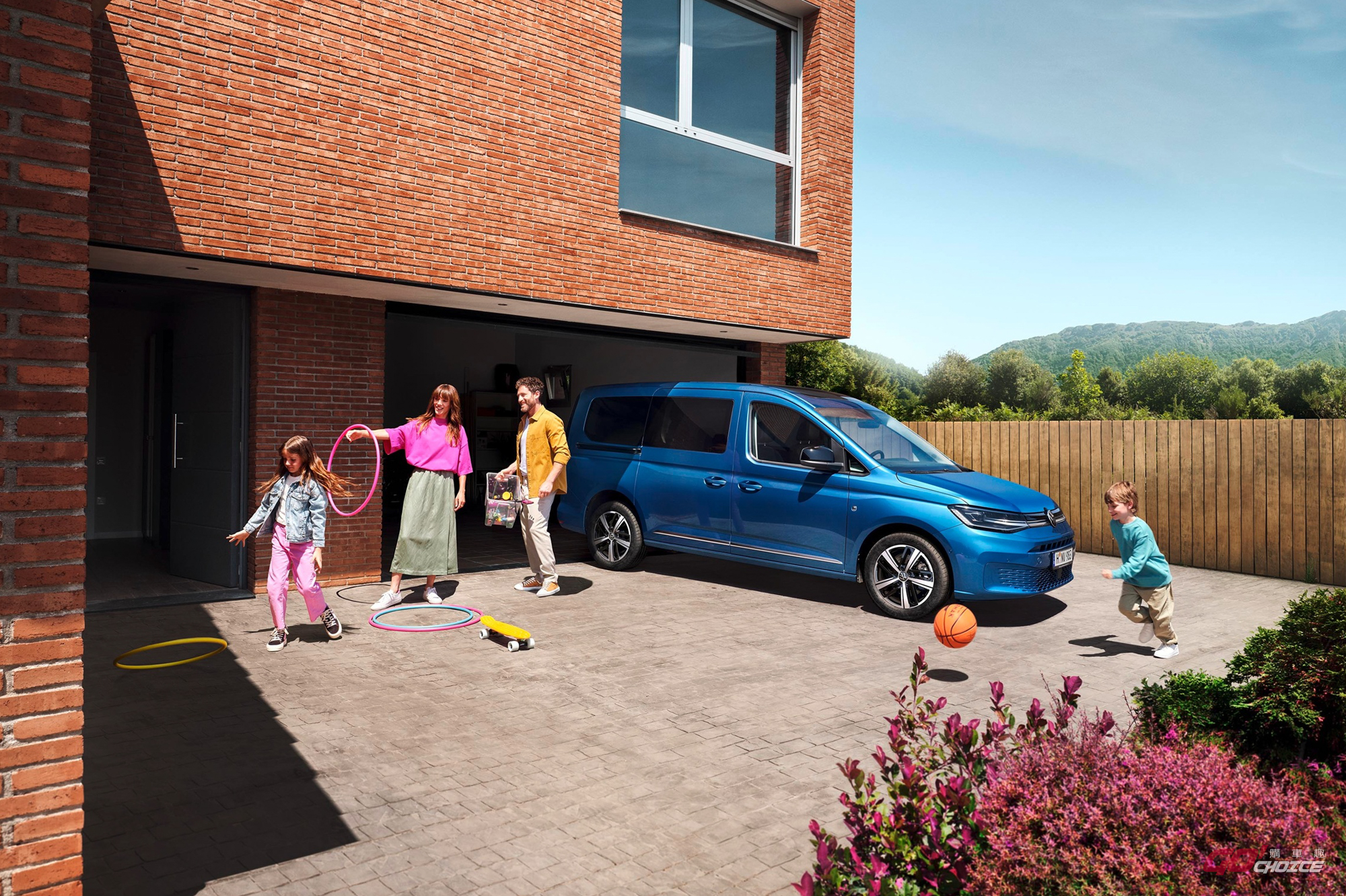 GOCHOICE購車趣- 福斯商旅推Caddy Maxi EasyLife 入門版，要價124.9 萬起！