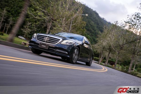 [開好車賞好宅] Mercedes-Benz S450L X星葉設計（上）試駕篇_科技舒適更見華麗典雅