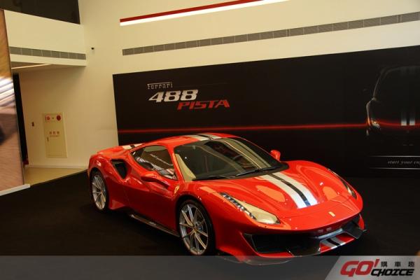 全新Ferrari 488 Pista榮耀登台 一觸即發