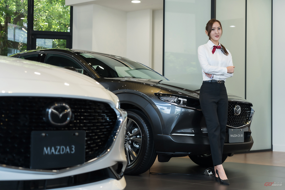 努力開花結果，靠的始終是那個「不懈的自己」｜Mazda 高雄 陳欣怡連六年奪全國銷售冠軍！